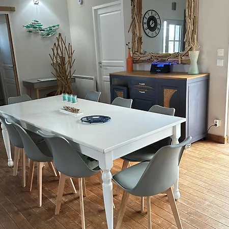 La Baleine Villa *